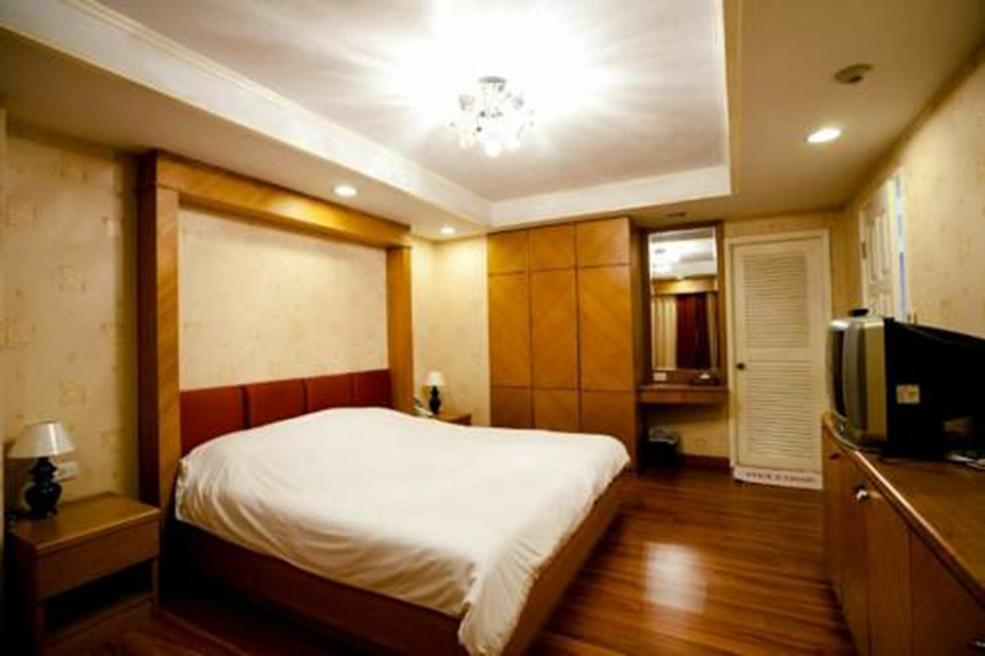 Aparthotel Roseate Ratchada Bangkok Exterior foto